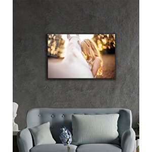 Kadınlar Beyaz Atlı Prenses Cam Tablo 50x70 cm