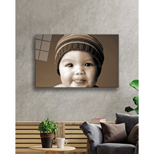 Kahverengi Şapkalı Bebek Cam Tablo 36x23 cm