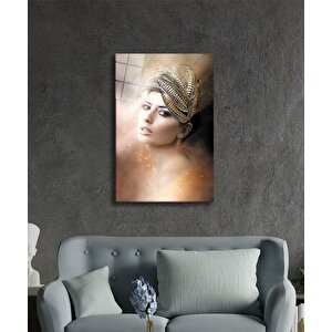 Kuş Tüğünden Saç Yıldızlar İçinde Kadın Cam Tablo 50x70 cm