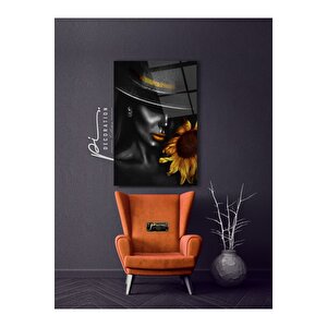 Şapkalı Kadın Cam Tablo 50x70 cm