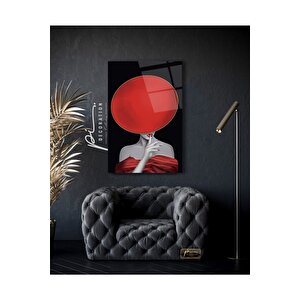 Şapkalı Kadın Cam Tablo 50x70 cm