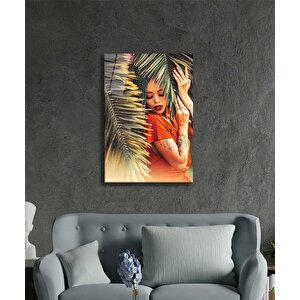Afro Saçlı Palmiyeler Arasında Kadın Cam Tablo 50x70 cm