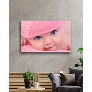 Pembe Şapkalı Bebek Cam Tablo 50x70 cm