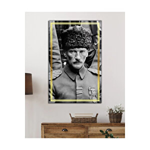 Gold Şerit Siyah Beyaz Üniformalı Atatürk Cam Tablo, Uv Baskılı Ve Temperli, Hediyelik 90x60 cm