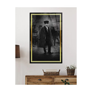Gold Şerit Siyah Beyaz Pardesülü Atatürk Cam Tablo, Uv Baskılı Ve Temperli, Hediyelik 90x60 cm
