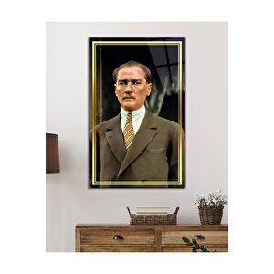 Gold Şerit Takım Elbiseli Atatürk Cam Tablo, Uv Baskılı Ve Temperli, Hediyelik 130x80 cm