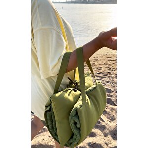 Yeşil Çanta Formunda Plaj Havlusu