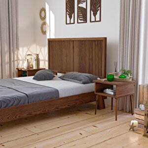 Ebruli Model Ceviz Renk Çam Ahşap Karyola 200x200 cm