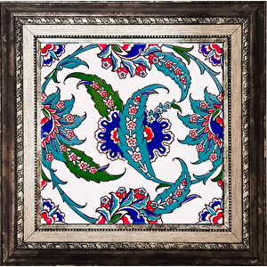 20x20 Cm Ac 1 Hançer Yaprak Çerçeveli Kütahya Çini Pano