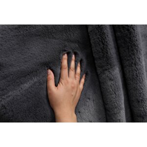 Tavşan Tüyü Dekoratif Ultra Yumuşak Post Peluş Kaymaz Halı 100x150 cm