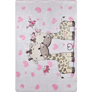 Çocuk Halısı Ve Bebek Halısı Yıkanabilir Kaymaz Taban Zürafa Figür Gri Pembe Dijital Baskı hc008 80x500 cm