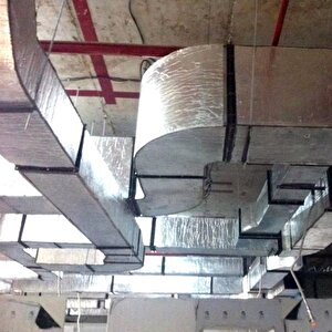 Alüminyum Folyolu Araç Oto Ses Isı Yalıtımı 16,8m2 13mm Folyolu Kendinden Yapışkanlı Kauçuk Izolasyon Malzemesi