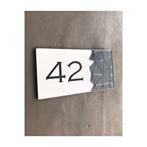 Füme Aynalı Beyaz Kapı Numarası - 42