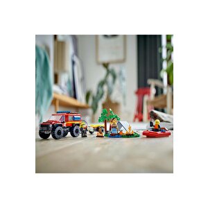Lego 4x4 Kurtarma Botlu İtfaiye Kamyonu 60412