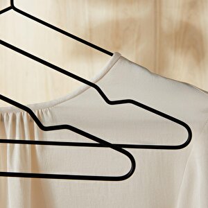 Ocean Home Textile 3'lü Mat Siyah Renk Kauçuk Kaplamalı Metal Giysi Askısı 20.50 X 42 X 0.3 Cm