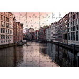 Kanal Ve Etrafındaki Binalar Puzzle Yapboz Mdf Ahşap 120 Parça