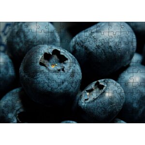 Yabanmersini Meyveleri Yakın Çekim Puzzle Yapboz Mdf Ahşap 120 Parça