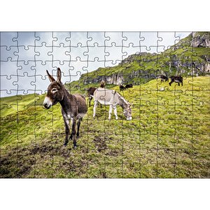 Yeşil Tepelerde Otlayan Eşekler Puzzle Yapboz Mdf Ahşap 120 Parça