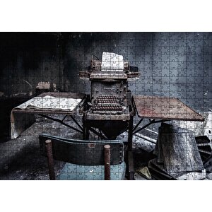 Terkedilmiş Daktilo Görseli Puzzle Yapboz Mdf Ahşap 500 Parça