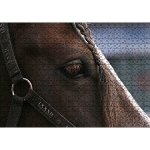 Yelesi Örülü Kahverengi At Yakın Çekim Puzzle Yapboz Mdf Ahşap 500 Parça
