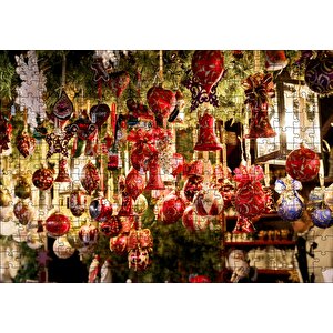 Yılbaşı Ağacından Sarkan Süsler Ve Fenerler Puzzle Yapboz Mdf Ahşap 255 Parça
