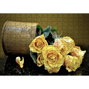 Ahşap Vazodan Dökülen Sarı Güller Puzzle Yapboz Mdf Ahşap 255 Parça