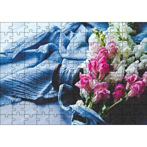 Pembe Beyaz Çiçekli Buket Ve Mavi Kumaş Puzzle Yapboz Mdf Ahşap 120 Parça