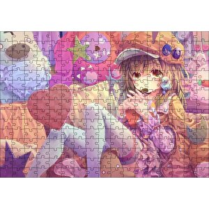 Anime Karakteri Şapkalı Kız Ve Oyuncakları Puzzle Yapboz Mdf Ahşap 255 Parça