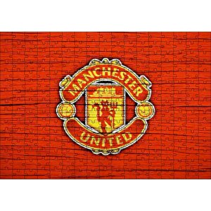 Kırmızı Boyalı Zeminde Manchester United Logosu Puzzle Yapboz Mdf Ahşap 255 Parça