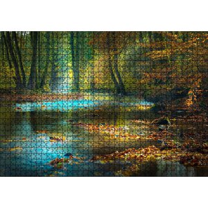 Orman İçindeki Nehir Ve Suda Sonbahar Yaprakları Puzzle Yapboz Mdf Ahşap 1000 Parça