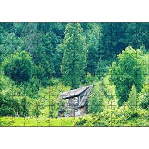 Yemyeşil Orman Ve Önündeki Ahşap Ev Puzzle Yapboz Mdf Ahşap 120 Parça