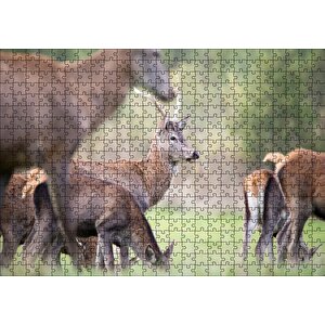 Çayırda Otlayan Ren Geyikleri Puzzle Yapboz Mdf Ahşap 500 Parça