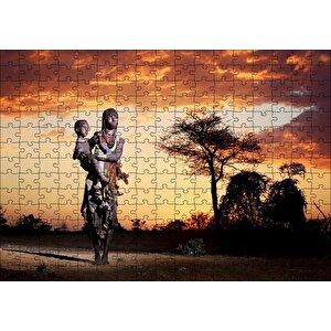 Günbatımında Bulutlar Ve Çocuğuyla Bir Afrika Kadını Puzzle Yapboz Mdf Ahşap 255 Parça