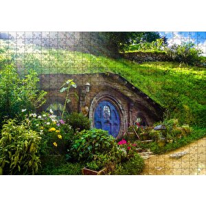 Cakapuzzle  Hobbit Evi Ve Bahçesi Puzzle Yapboz Mdf Ahşap