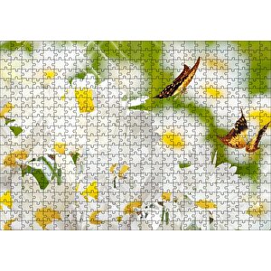 Papatyalar Ve İki Küçük Kelebek Puzzle Yapboz Mdf Ahşap 500 Parça