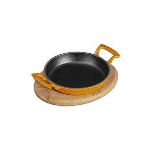 Döküm Yuvarlak Sahan Döküm Demir Yekpare Çift Kulplu Kayın Servis Ahşabı. Çap(ø)20cm. Turuncu