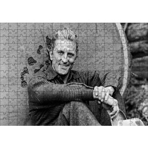 Kirk Douglas Puzzle Yapboz Mdf Ahşap 255 Parça