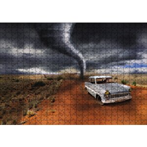 Hortumdan Kaçan Otomobildeki Maymun Puzzle Yapboz Mdf Ahşap 500 Parça