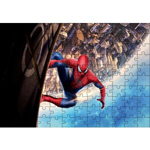 Spiderman Hayata Tutunmak Puzzle Yapboz Mdf Ahşap 120 Parça
