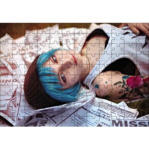 Cakapuzzle  Gazete Küpürleri Üstünde Life Is Strange Max Puzzle Yapboz Mdf Ahşap