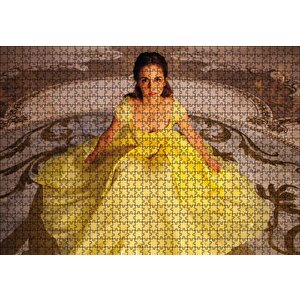 Emma Watson Sarı Elbiseli Puzzle Yapboz Mdf Ahşap 1000 Parça