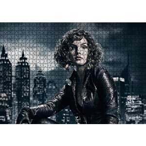 Catwoman Camren Bicondova Puzzle Yapboz Mdf Ahşap 1000 Parça