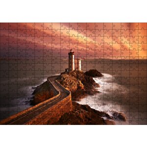 Günbatımında Kayalıklar Ve Deniz Feneri Puzzle Yapboz Mdf Ahşap 255 Parça