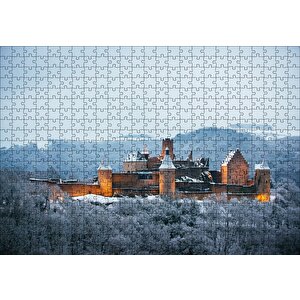 Lüksemburg Bourscheid Kalesi Ve Karlı Tepeler Puzzle Yapboz Mdf Ahşap 500 Parça