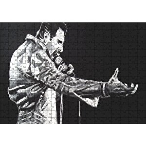 Freddie Mercury Siyah Beyaz Görsel Puzzle Yapboz Mdf Ahşap 255 Parça