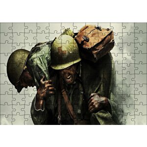 Yaralı Arkadaşını Taşıyan Asker Puzzle Yapboz Mdf Ahşap 120 Parça