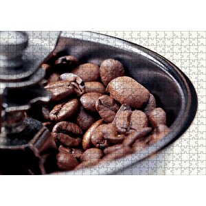 Kahve Değirmeni Ve Çekirdekler Yakın Çekim Puzzle Yapboz Mdf Ahşap 500 Parça