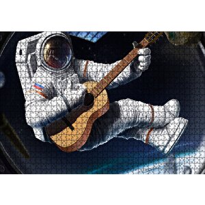 Klasik Gitar Çalan Astronot Puzzle Yapboz Mdf Ahşap 1000 Parça