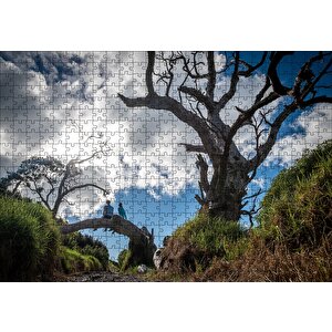 Bulutlar Kuru Ağaç Ve Dalındaki Çift Puzzle Yapboz Mdf Ahşap 500 Parça