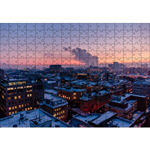 Karla Kaplı Şehir Ve Gri Gökyüzü Puzzle Yapboz Mdf Ahşap 255 Parça